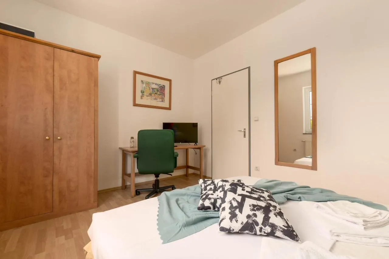 Villa Lucija Pjescana Uvala 0*,